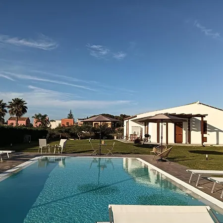 Marsaline Con Piscina Privata Lägenhet *